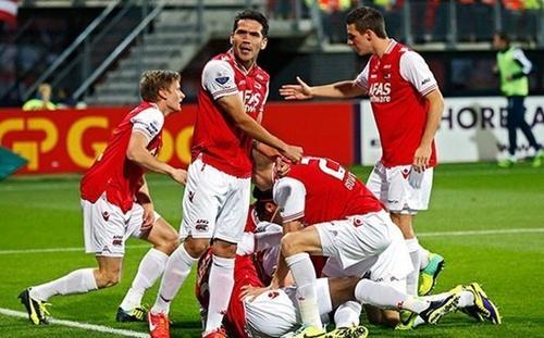 将乔治纳入 将乔治纳入