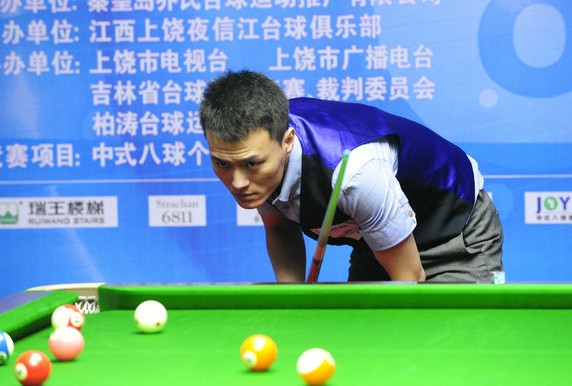 在足球场上 在足球场上