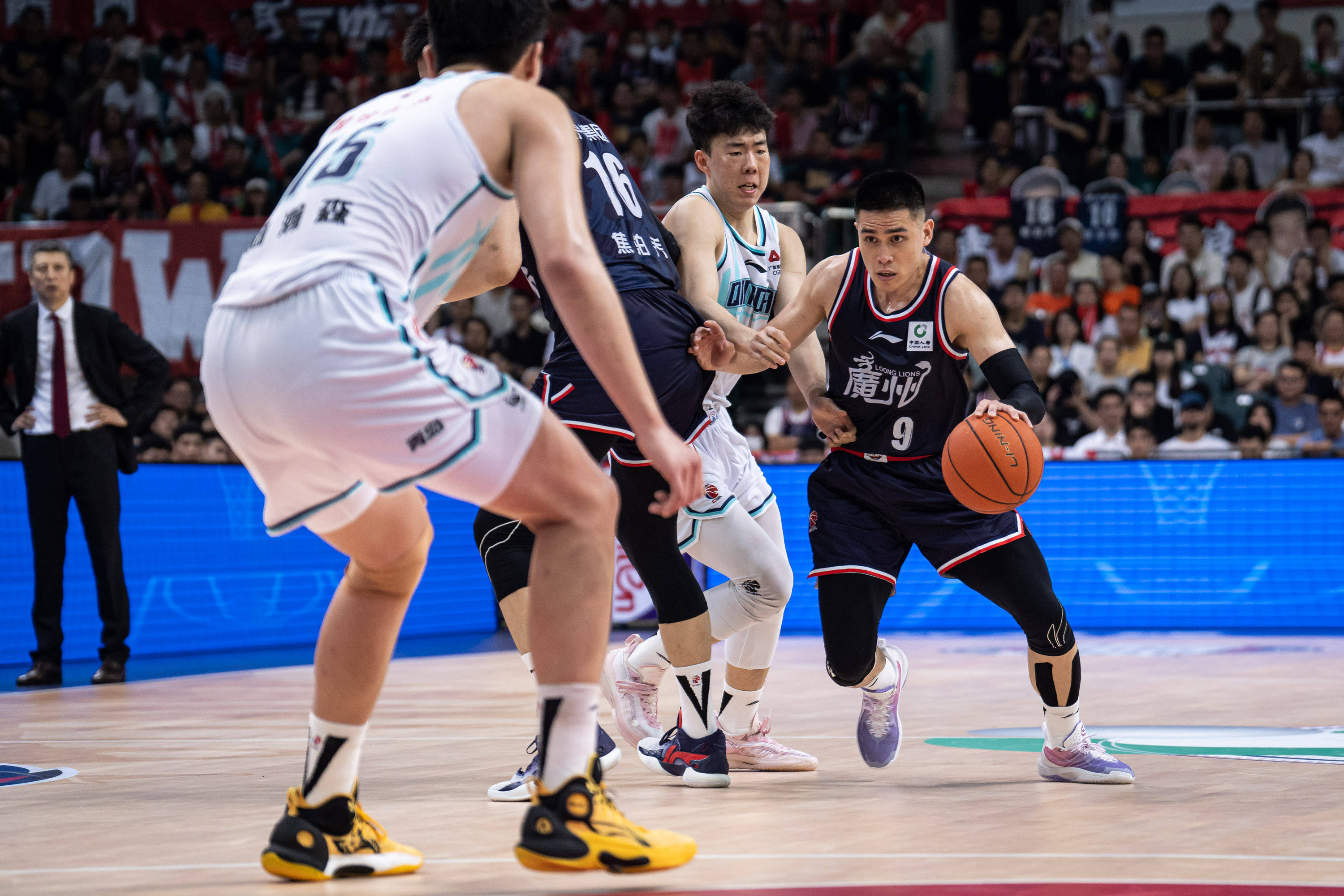 越来越多球 越来越多球